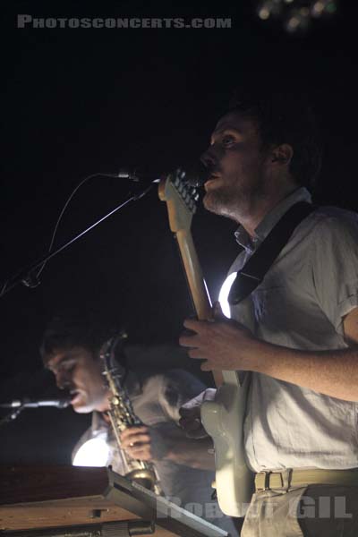 METRONOMY - 2011-09-11 - PARIS - Parc de Bagatelle - 